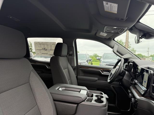 new 2025 Chevrolet Silverado 1500 car, priced at $40,895