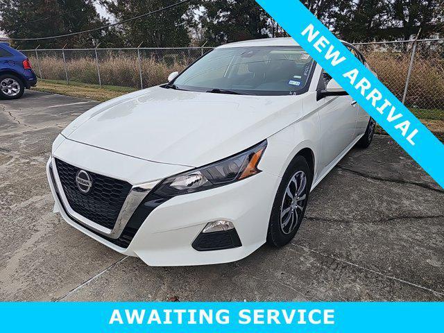 used 2022 Nissan Altima car, priced at $18,733