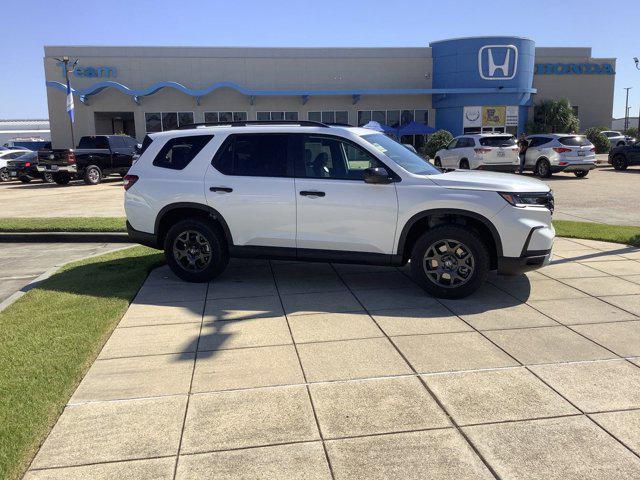 new 2025 Honda Pilot car, priced at $51,610