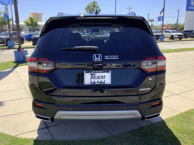 new 2025 Honda Pilot car, priced at $48,950