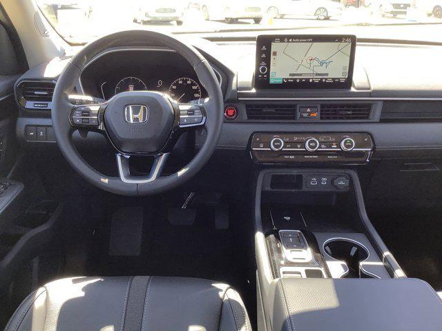 new 2025 Honda Pilot car, priced at $48,950