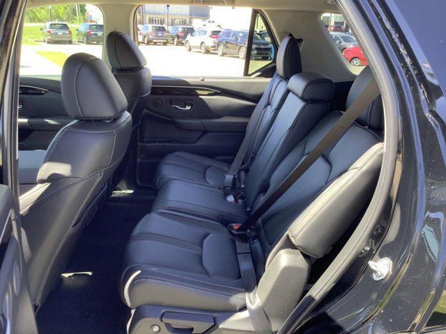 new 2025 Honda Pilot car, priced at $48,950