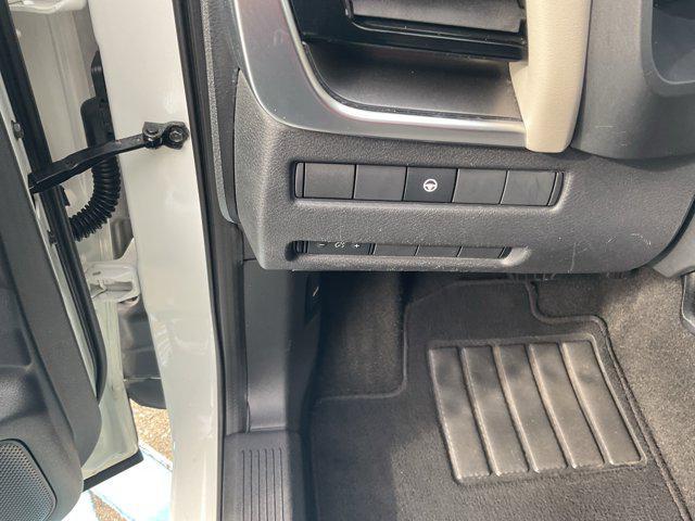 used 2022 Nissan Rogue car, priced at $21,533
