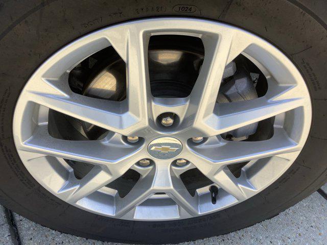 used 2024 Chevrolet Equinox car, priced at $24,466