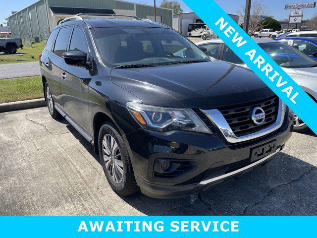 used 2019 Nissan Pathfinder car, priced at $18,366