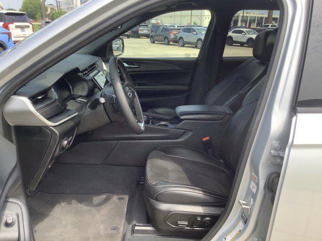 used 2024 Jeep Grand Cherokee L car, priced at $38,066