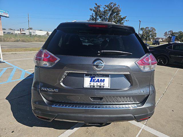 used 2016 Nissan Rogue car, priced at $11,333