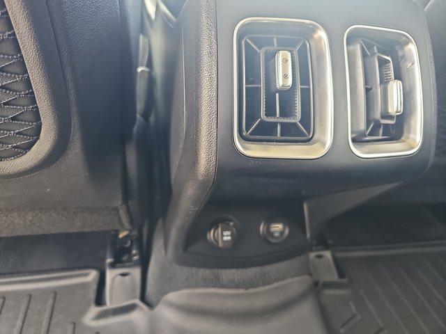 used 2022 Kia Sorento car, priced at $27,933