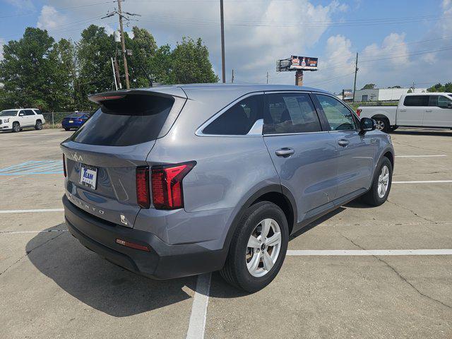 used 2022 Kia Sorento car, priced at $27,933