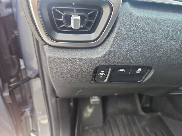 used 2022 Kia Sorento car, priced at $27,933