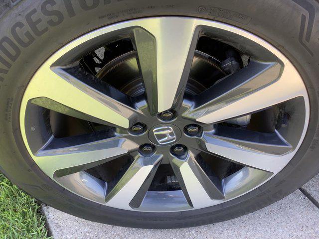 used 2024 Honda Pilot car, priced at $44,066