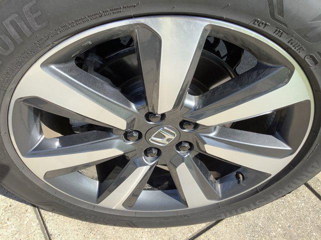used 2024 Honda Pilot car, priced at $44,066