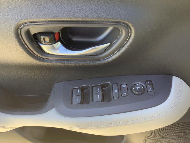 used 2025 Honda HR-V car, priced at $24,966