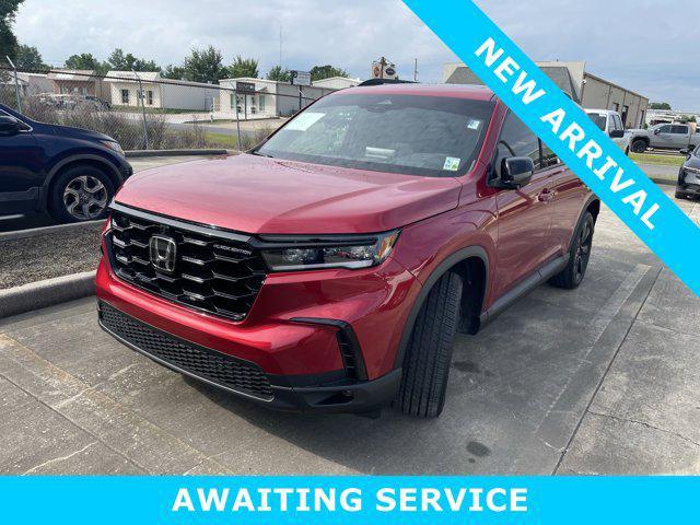used 2025 Honda Pilot car, priced at $50,466