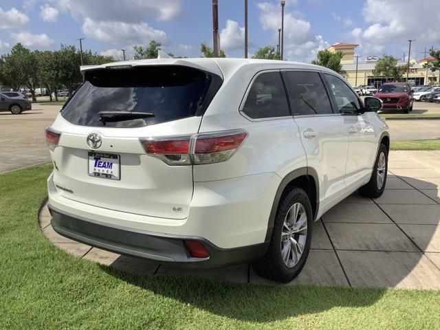 used 2015 Toyota Highlander car, priced at $16,266