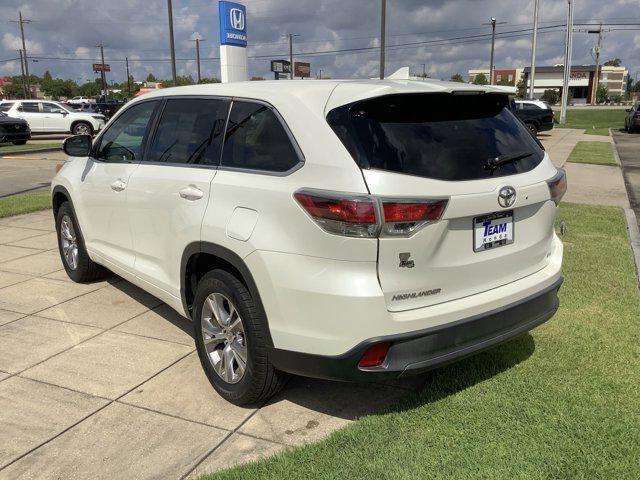 used 2015 Toyota Highlander car, priced at $16,266