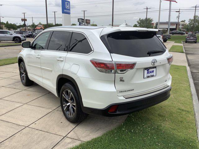 used 2016 Toyota Highlander car, priced at $22,566