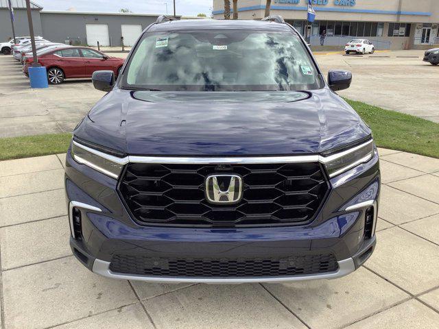 new 2025 Honda Pilot car
