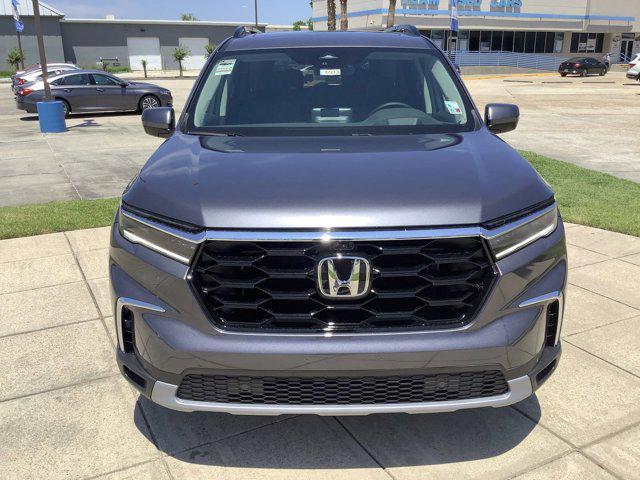 new 2025 Honda Pilot car, priced at $56,195