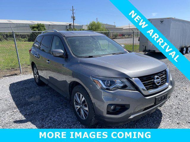 used 2019 Nissan Pathfinder car, priced at $17,566