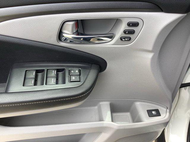 used 2024 Honda Ridgeline car, priced at $39,166