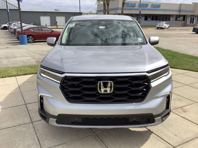 new 2025 Honda Pilot car, priced at $44,895