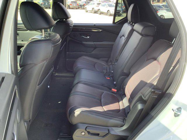 new 2025 Honda Pilot car, priced at $56,530