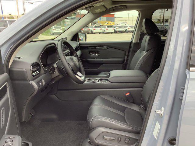 new 2025 Honda Pilot car