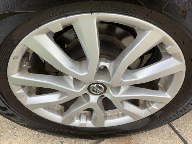 used 2019 Nissan Rogue car, priced at $16,266