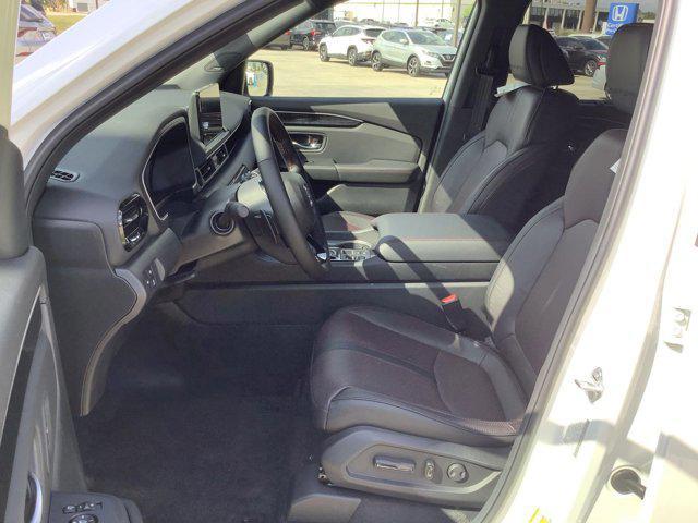 new 2025 Honda Pilot car, priced at $56,485