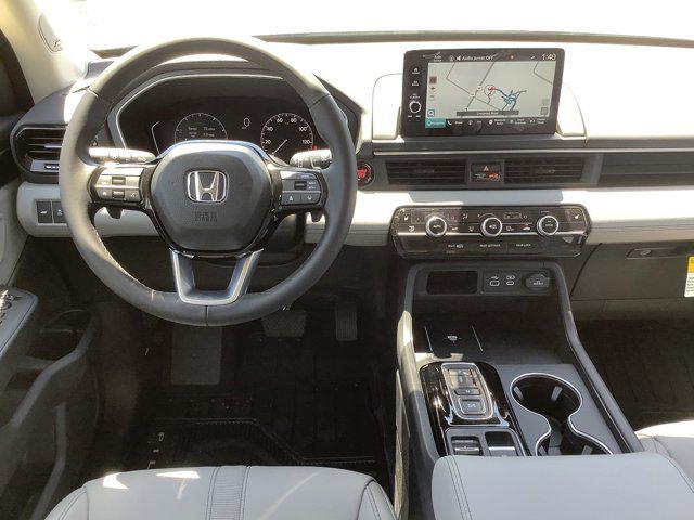 new 2025 Honda Pilot car, priced at $48,950