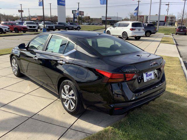 used 2023 Nissan Altima car, priced at $19,266