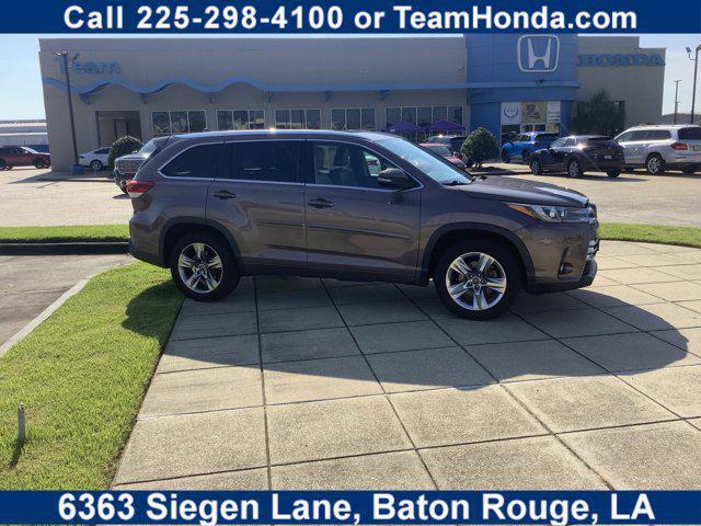 used 2018 Toyota Highlander car, priced at $21,866