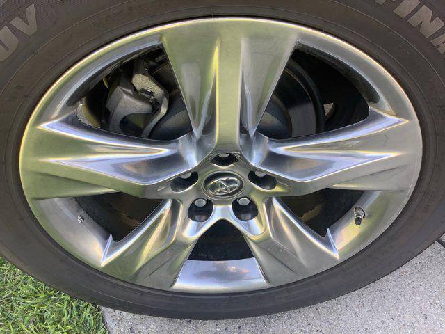 used 2018 Toyota Highlander car, priced at $21,866