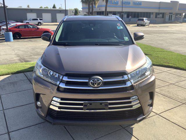 used 2018 Toyota Highlander car, priced at $21,866