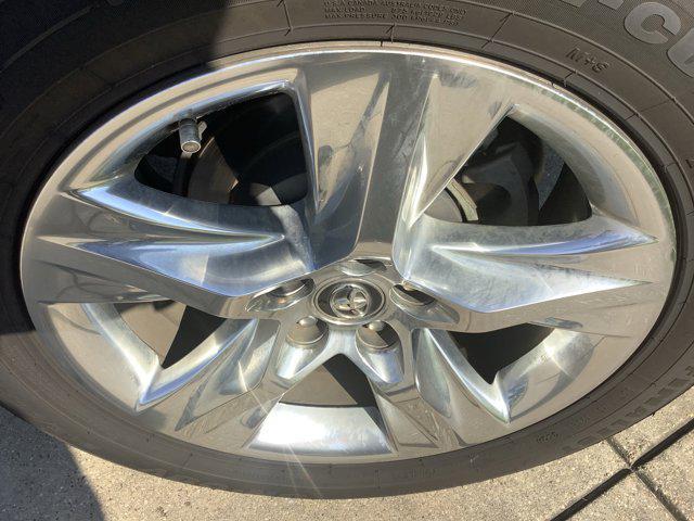 used 2018 Toyota Highlander car, priced at $21,866