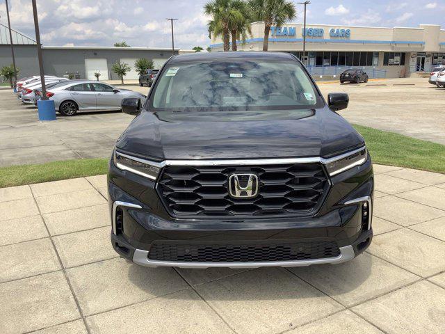 new 2025 Honda Pilot car, priced at $46,995