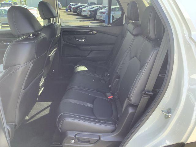 used 2025 Honda Pilot car, priced at $40,966