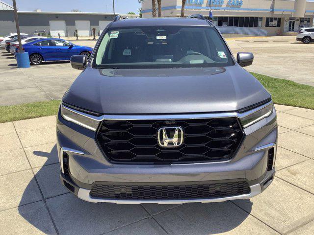 new 2025 Honda Pilot car, priced at $54,475