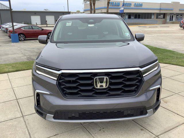 new 2025 Honda Pilot car, priced at $44,895