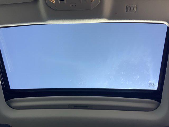 used 2022 Toyota Highlander car, priced at $32,933