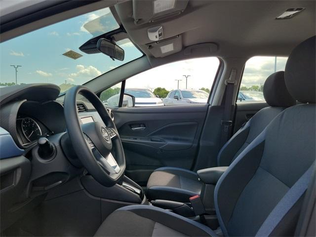 new 2025 Nissan Versa car