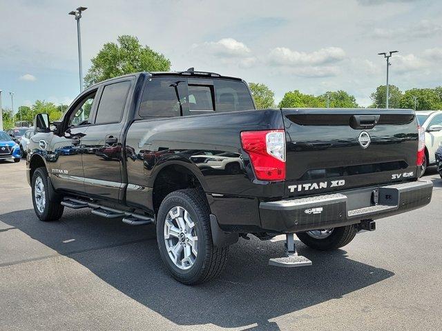 new 2024 Nissan Titan XD car