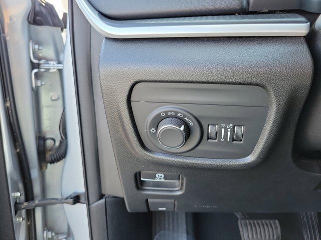 used 2023 Jeep Grand Cherokee car, priced at $25,834