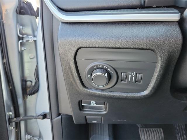 used 2023 Jeep Grand Cherokee car, priced at $25,834