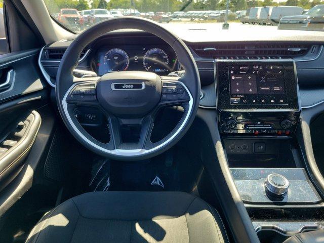 used 2023 Jeep Grand Cherokee car, priced at $25,834