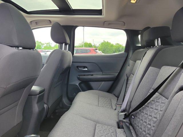 new 2025 Nissan Kicks car