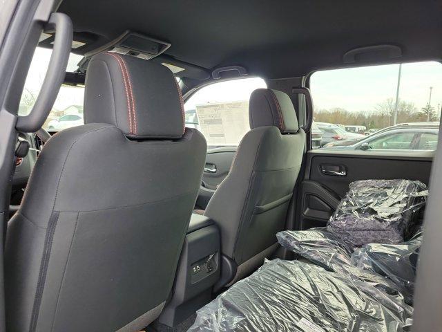 new 2025 Nissan Frontier car