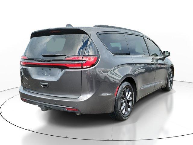 used 2021 Chrysler Pacifica car, priced at $29,547