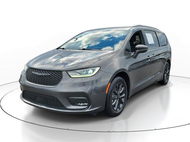 used 2021 Chrysler Pacifica car, priced at $29,547